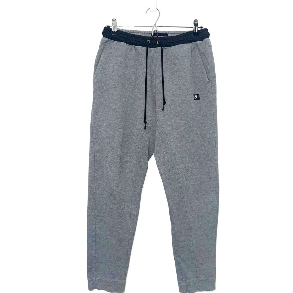 Nike Jogger Sweatpant - Gray M
